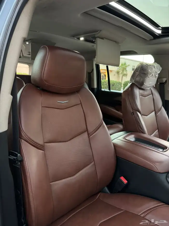 اسكاليد 2019 بريميوم (ملكي) الجميح نظيف جدا 52