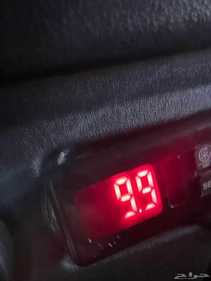 تويوتا هايس بضاعة سقف عالي ثلاجة 2014 13