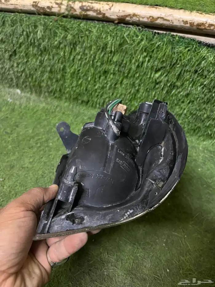 اسطب فلشر امامي ركن يمين اصلي 1998 إلى 2005 5