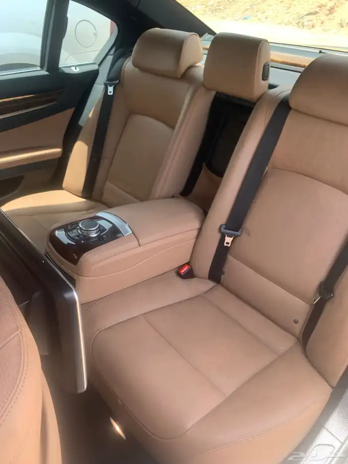 بي ام دبليو BMW 730li فل وكالة 2015 9
