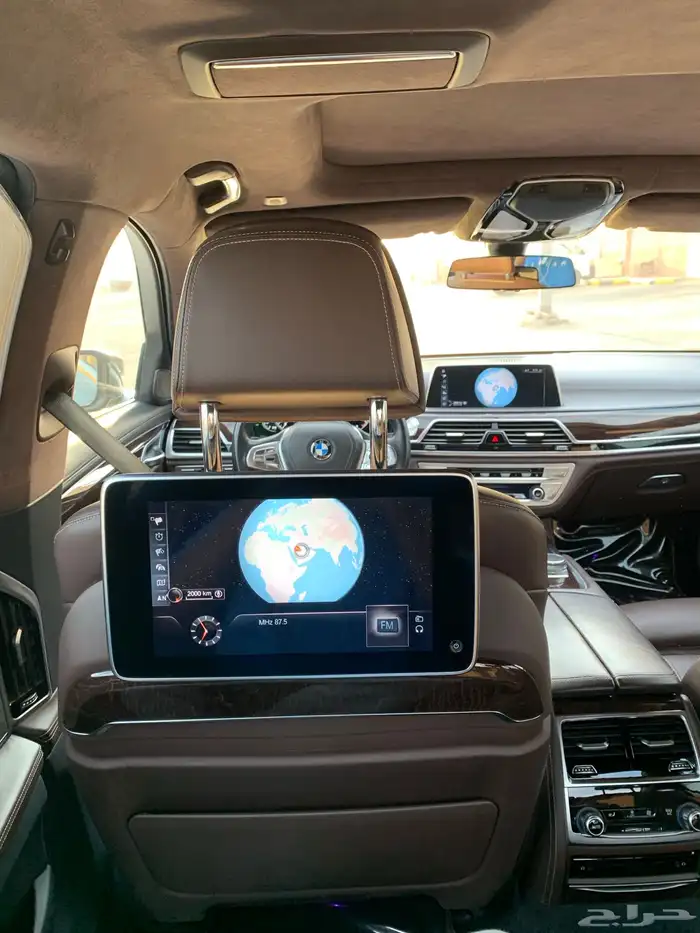 للبيع بي ام Li740 2016 صيانات وكالة 32