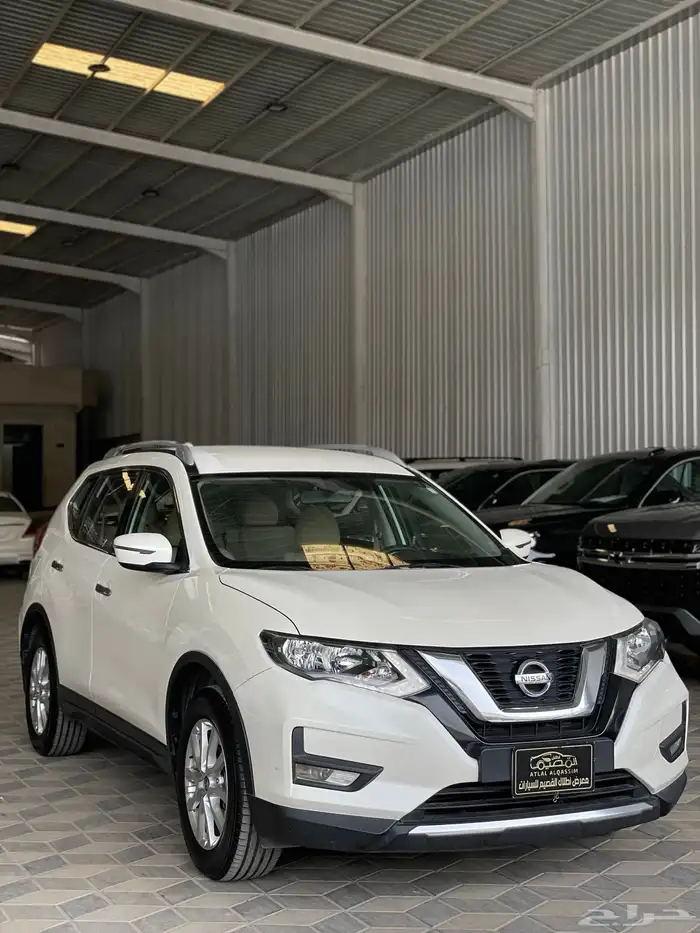 نيسان اكس تريل 1