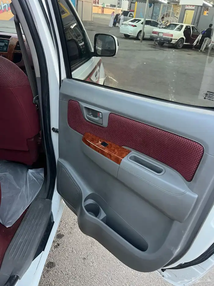 هايلوكس 2010 نظيف 26