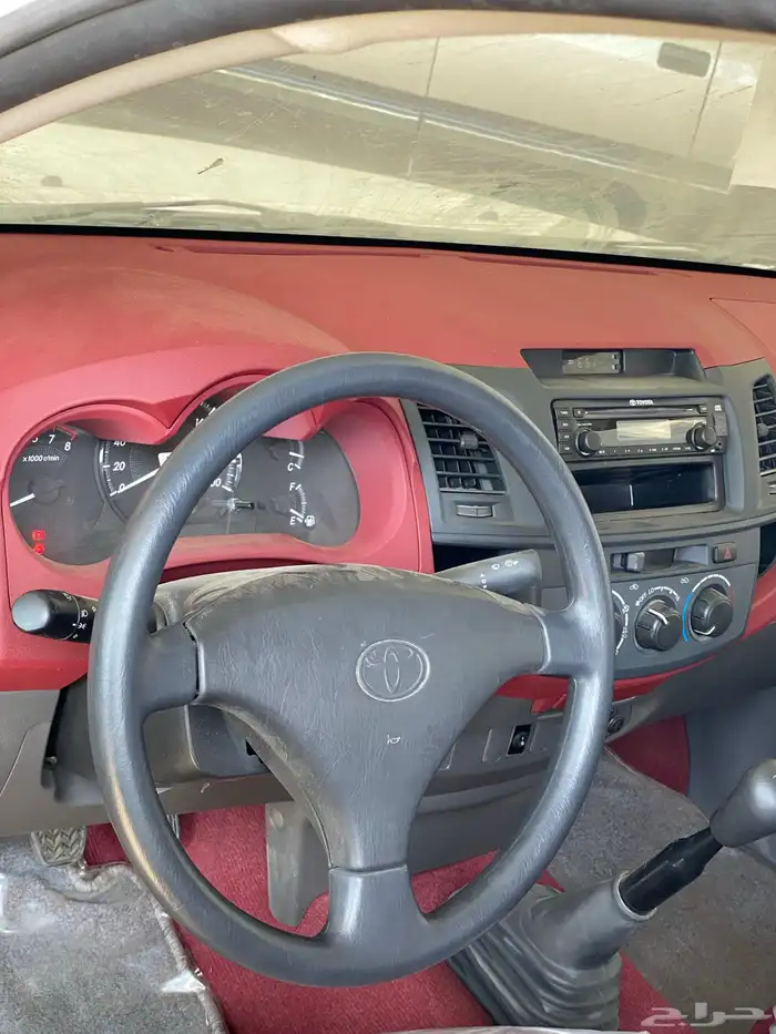 تويوتا هايلوكس 2012 مخزن اصفار 11