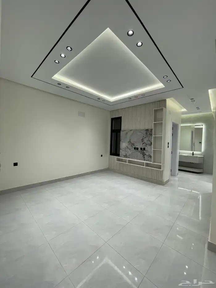 للبيع شقق أرضيه وعلويه ابها بالقرب من المطار 6