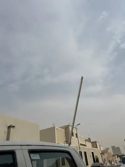 لمبة سنارة هايلوكس مخفية طول المصوره تقريبا متر وعشرة سانتي index