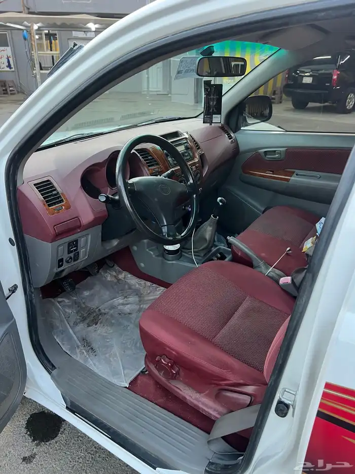 هايلوكس 2010 نظيف 23