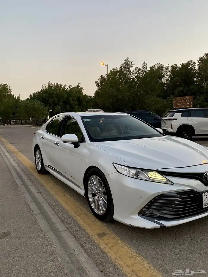 كامري 2019 فل كامل للبيع قراندي 2