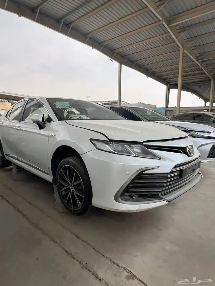كامري2022هايبرد مصدوم قطع غيار فقط 2