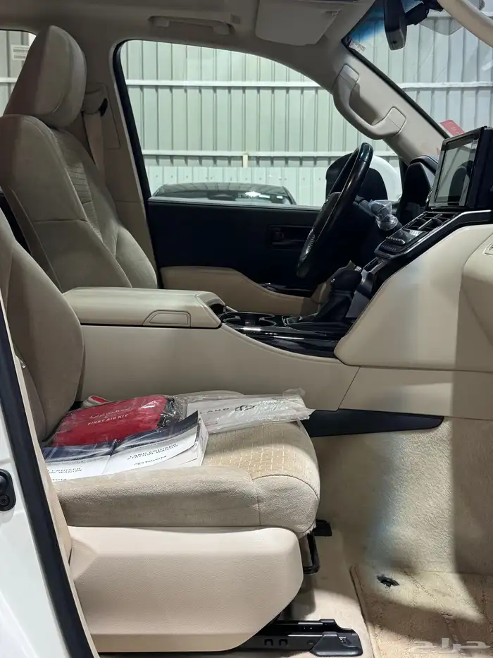 جكسار 2022 رقم 2 للبيع 32