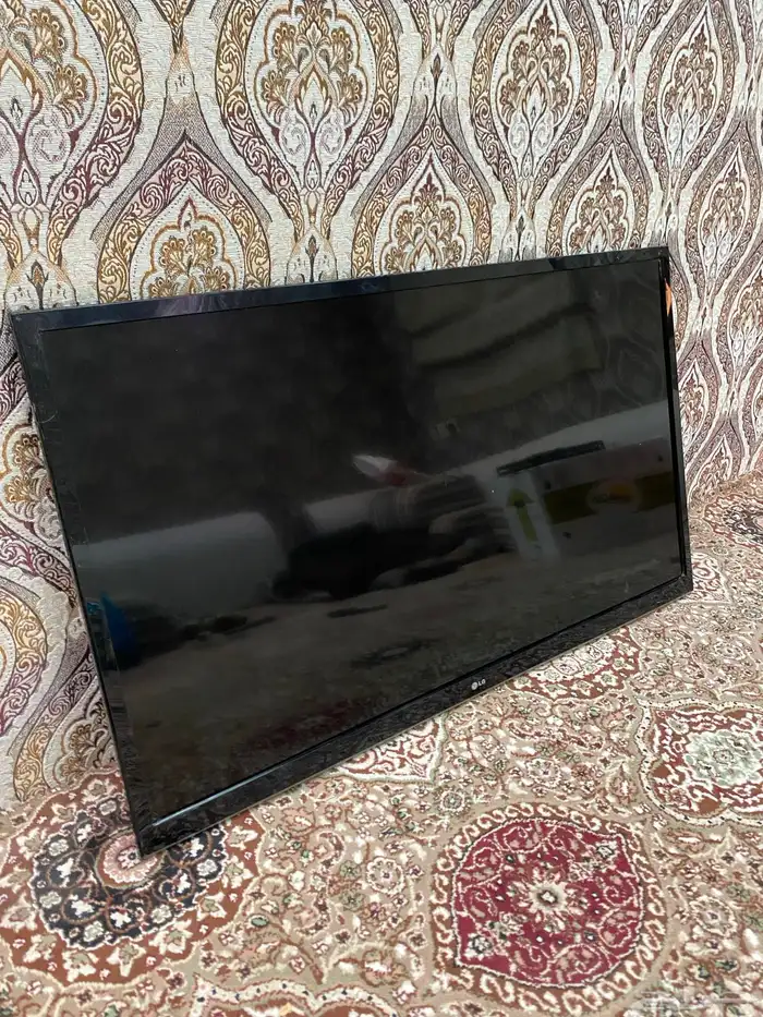 تلفزيون للبيع LG 0