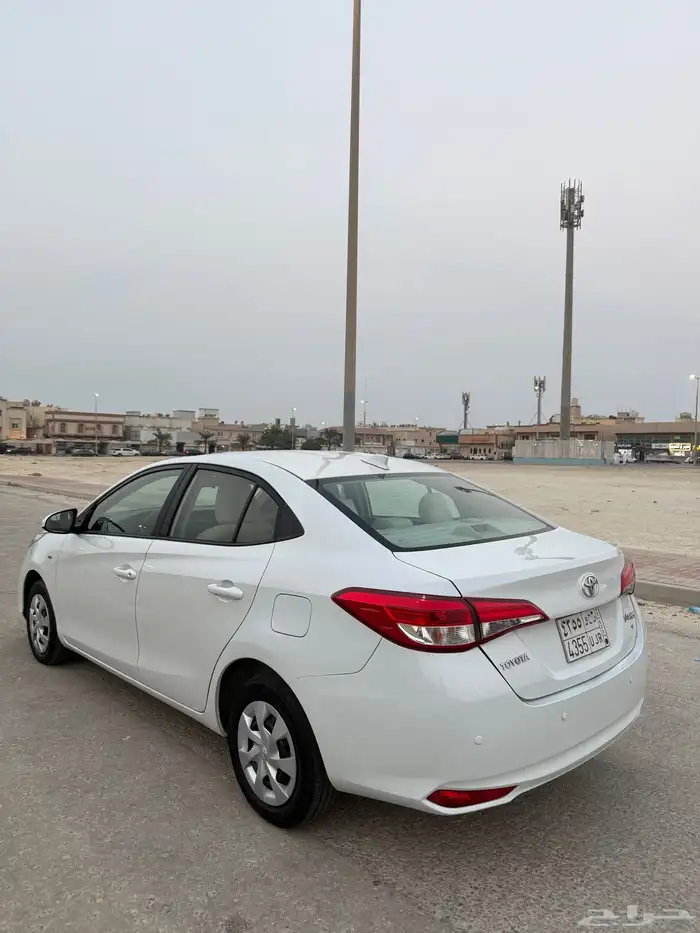 تويوتا يارس 2022 سعودي 1.5قمه بنضافه 27