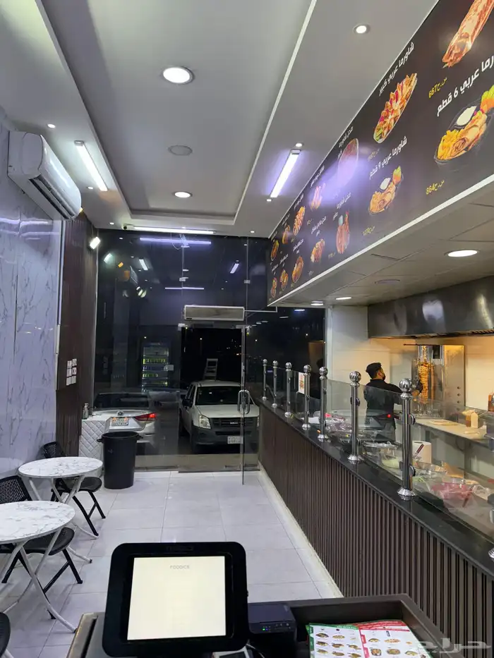 مطعم للبيع او التقبيل لعدم التفرغ 0