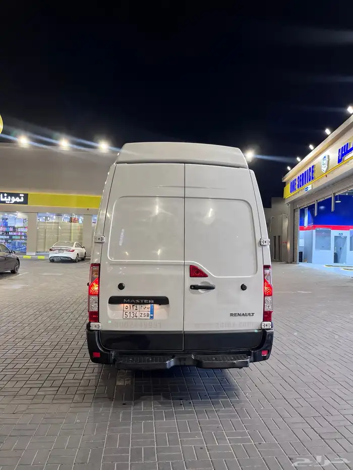 رينو ماستر 2021   دبل تاير (الكفرات الخلفية مزدوجة) بضاعة 4