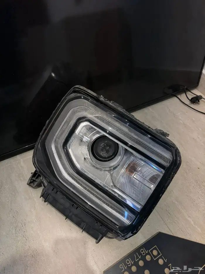 شمعه سييرا زينه 0