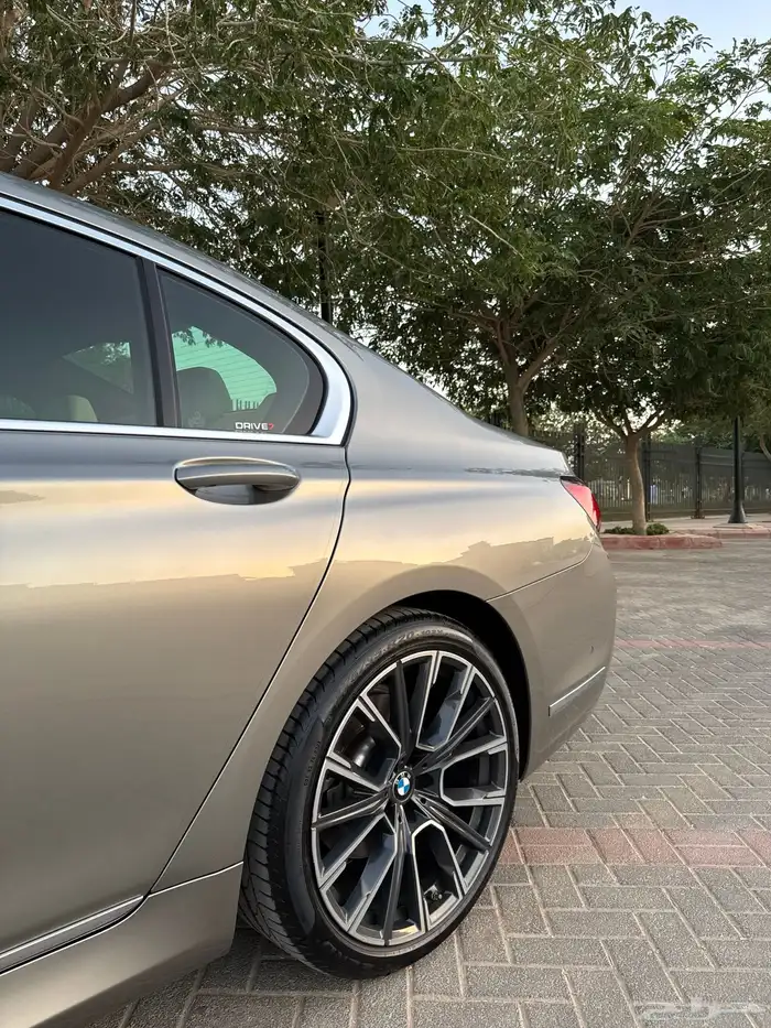 بي ام دبليو Li730 M Kit موديل 2020 ( بحالة الوكالة ) 16