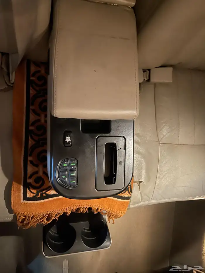 Lincoln Town Car   Executive (لارج) 29