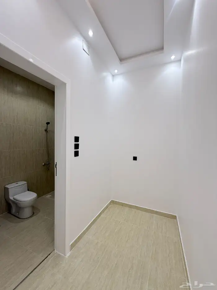 للبيع دور ارضي بمدخل سياره6غرف بأحد رفيده بسعر550الف 17