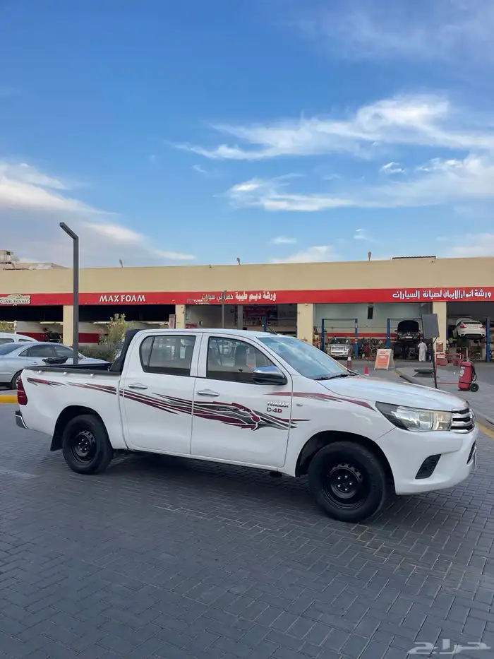 تويوتا هايلوكس 2017 ديزل 9