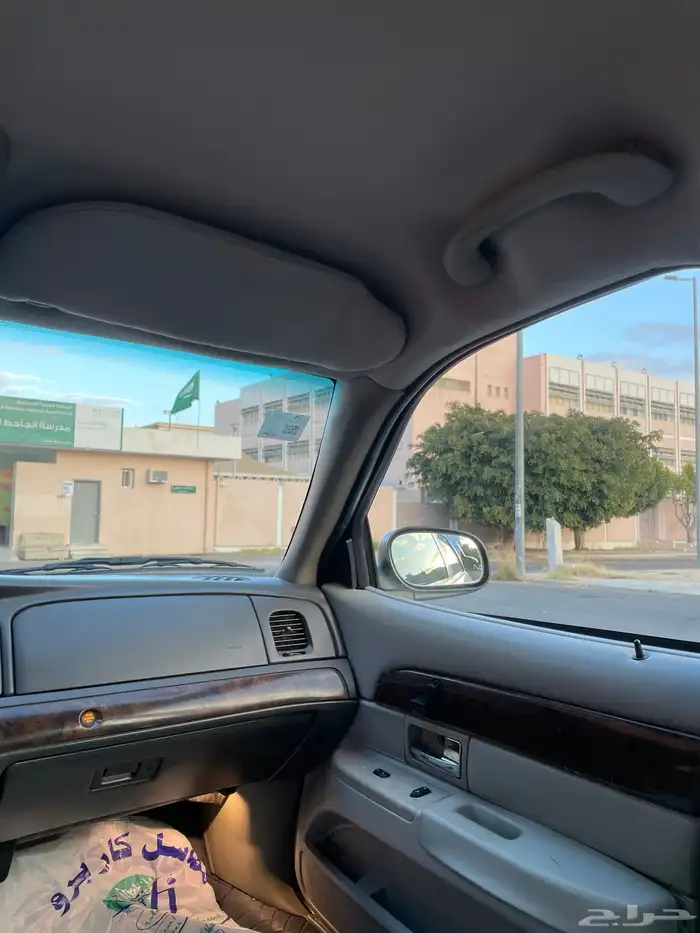 فورد. جراند ماركيز. 23