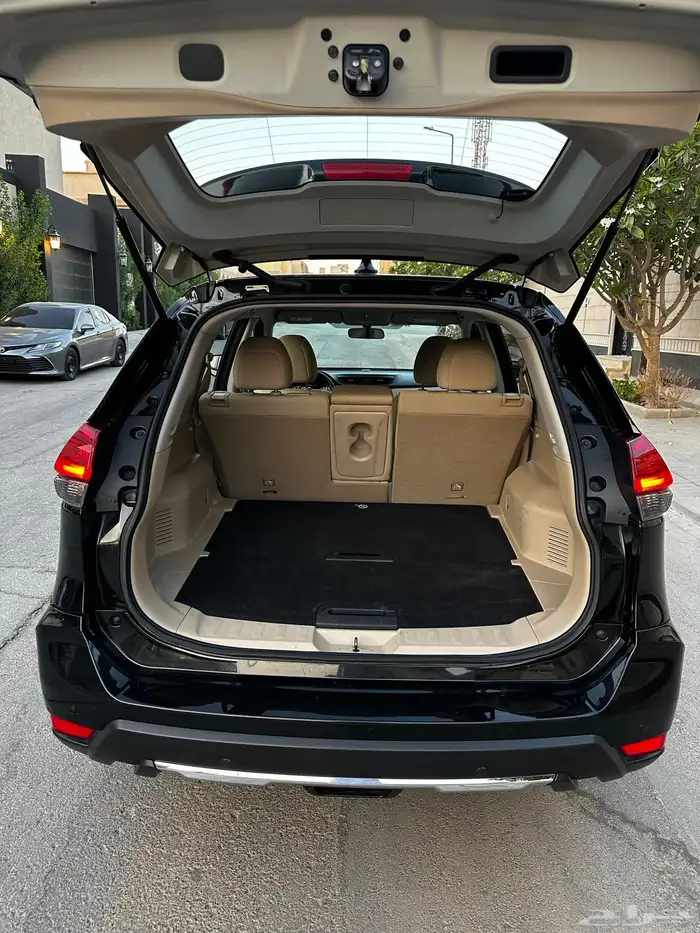 نيسان اكس تريل 2022 وكالة 23