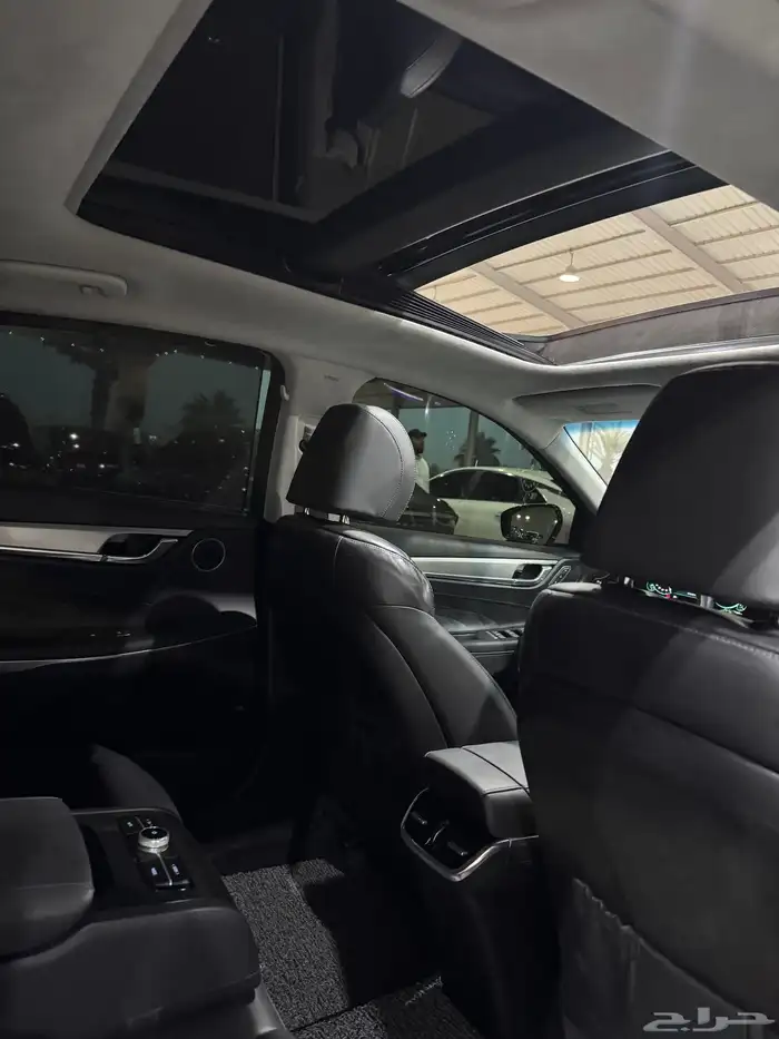 ازيرا 2020 فل كامل اعلى فئه ( 6 سلندر ) بدي وكاله 25