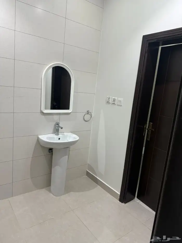 شقة للإيجار بحي الرحمانية ( الحمدانية) 8