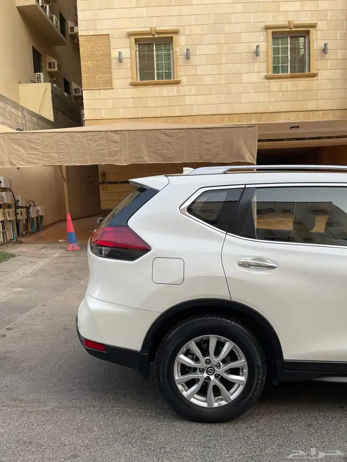 نيسان اكس تريل 2022 دبل 5 ركاب 5