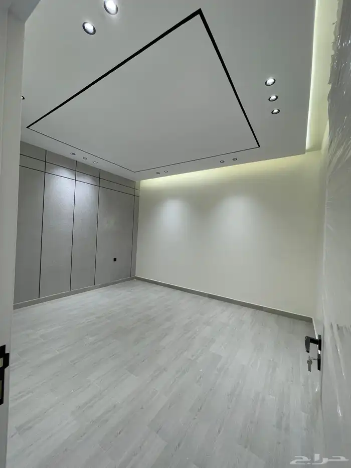 للبيع شقق أرضيه وعلويه ابها بالقرب من المطار 19