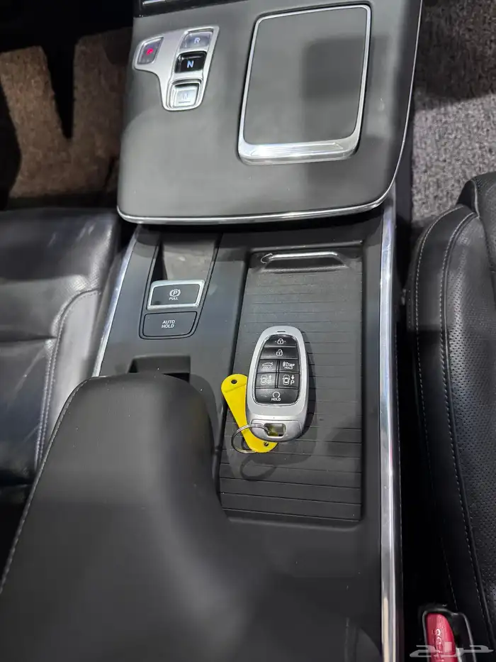 ازيرا 2020 فل كامل اعلى فئه ( 6 سلندر ) بدي وكاله 30