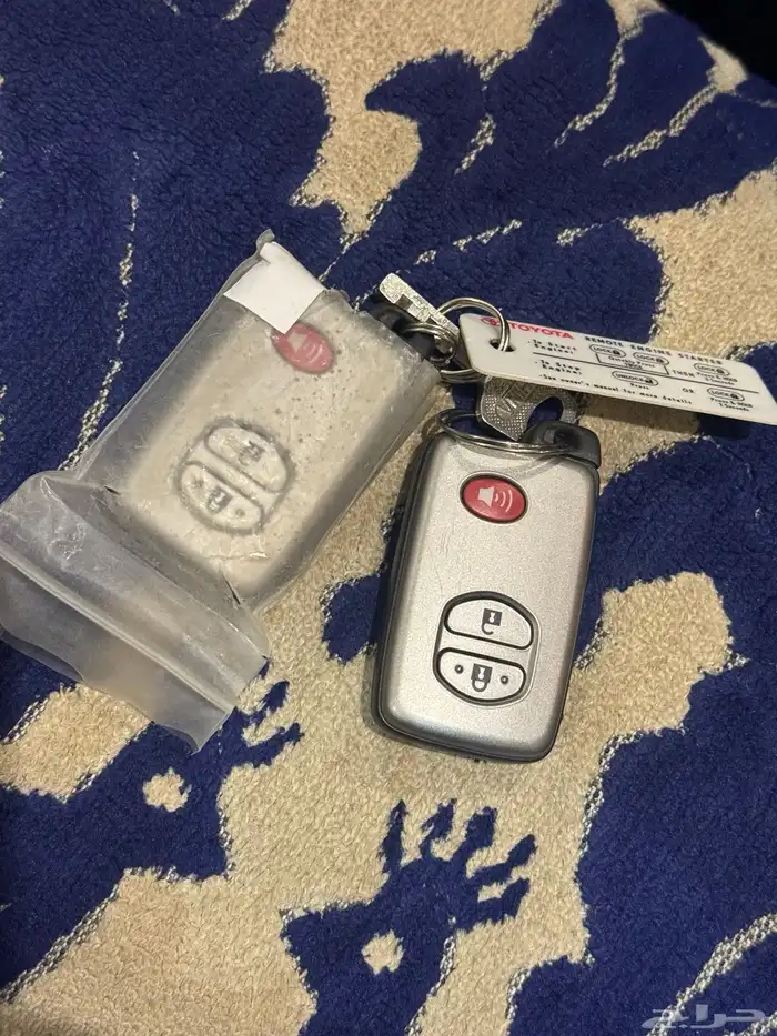 للبيع جيب لاندكروزر 9