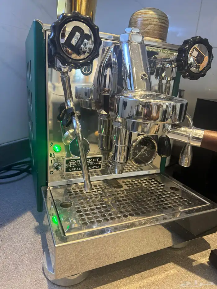 ماكينة قهوة روكيت ابارتمنتو للبيع نظيفه 1