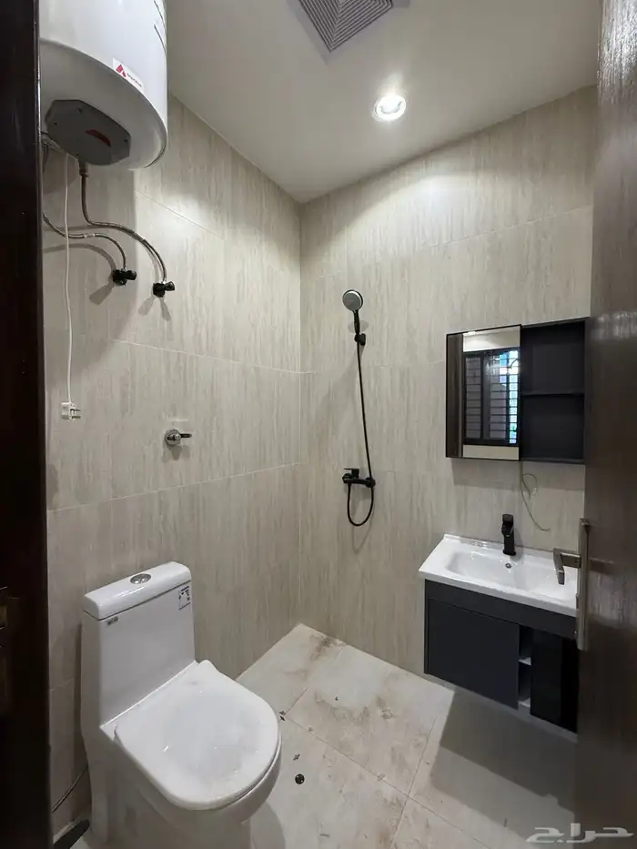 للبيع شقق ارضيه وشقق علويه ف حي المصيف بأسعار تبدأ من430الف 18