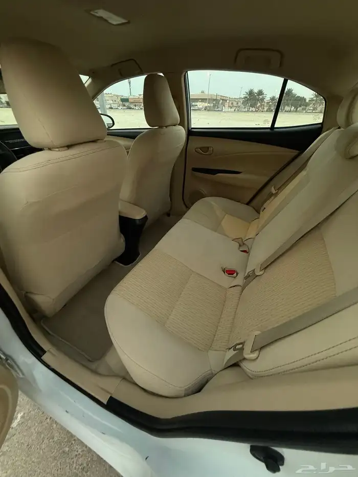 تويوتا يارس 2022 سعودي 1.5قمه بنضافه 25