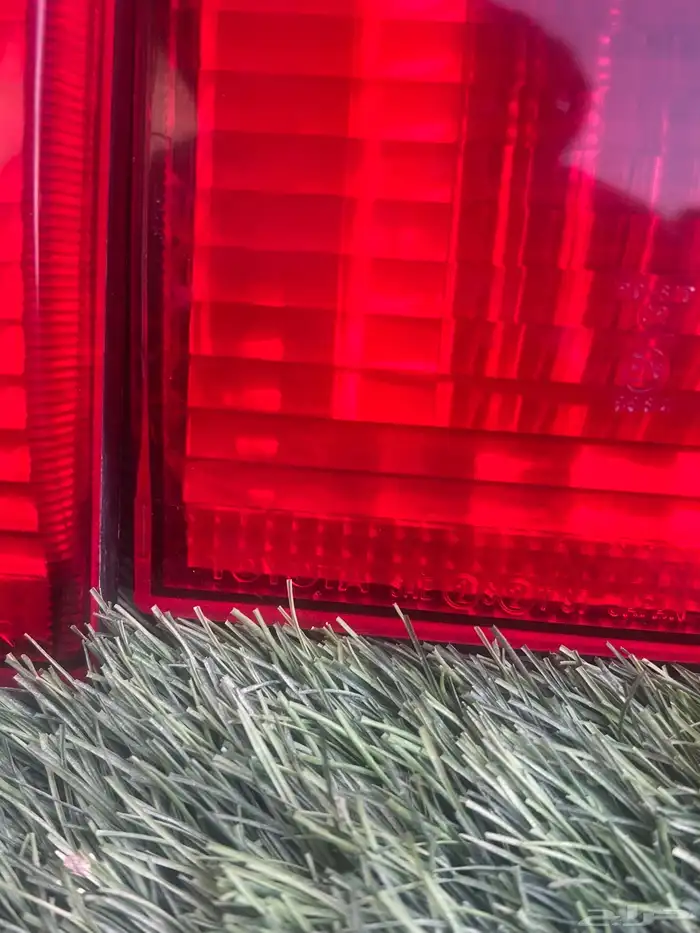 اسطب لاند 2003 2