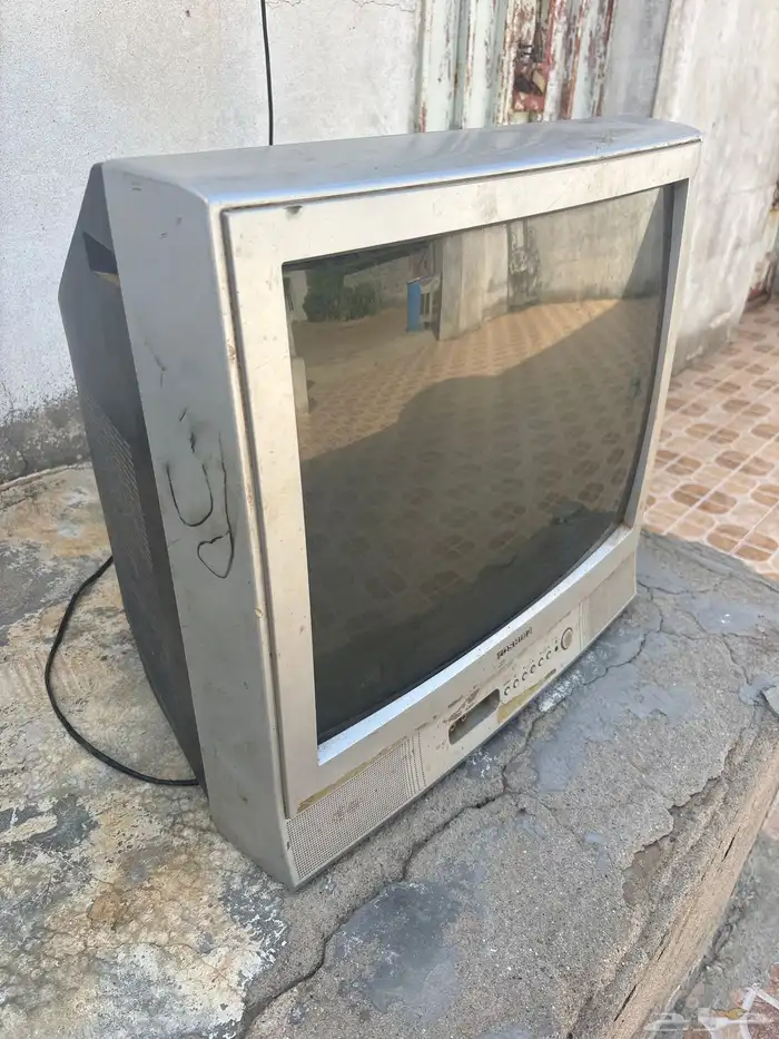 التلفزيون للبيع 1