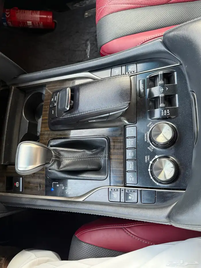 لكزس بلاك ديشن 2019 25