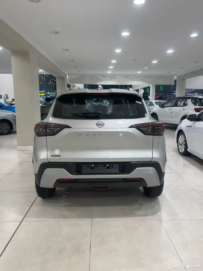 نيسان مجنايت 2025 كاش   اقساط 3