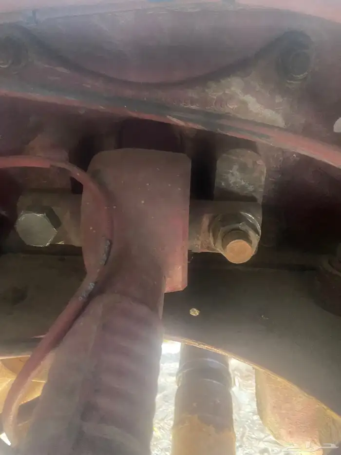 للبيع صندوق سكس16 متر نضيف جدا مع شاصيه وخزانه وكامل اغراضه 2