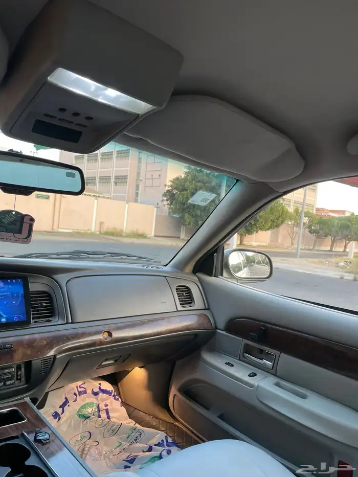 فورد. جراند ماركيز. 37