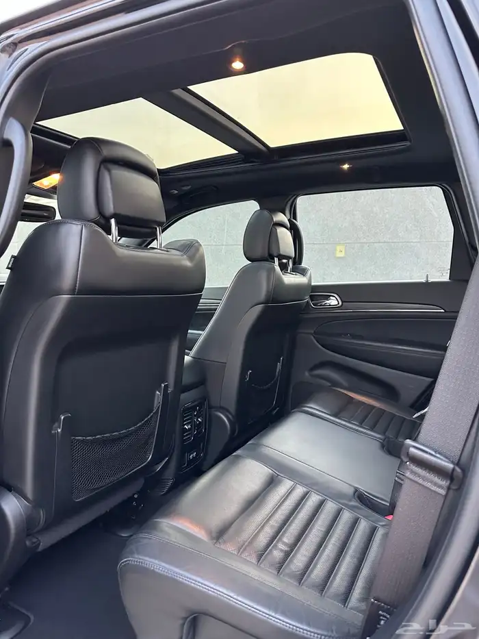 جيب شروكي جراند S فل كامل العداد 81 الف 2020 18