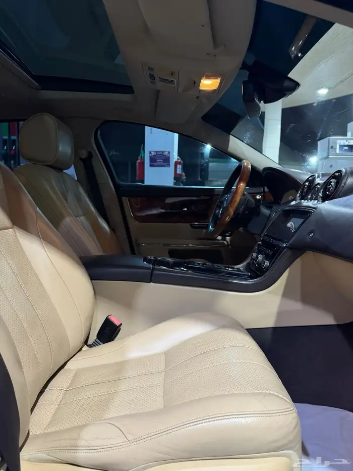 جاكوار XJL Portfolio 2012 فل اطلبية تنفس طبيعي بحالة الوكالة 23