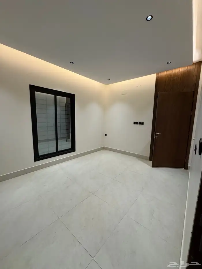 للبيع شقق تمليك أرضي مدخل مستقل على شارع 20 متر حي الحسام 5