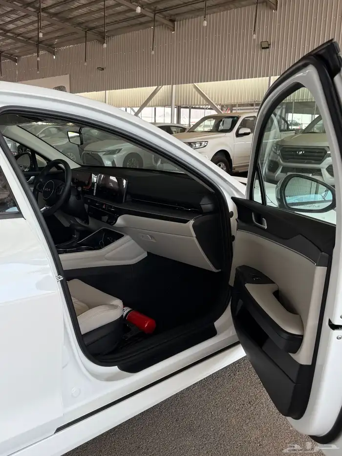 كيا K5 2026 اصفار 10