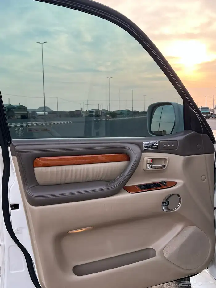 جيب لكزز 2006 8