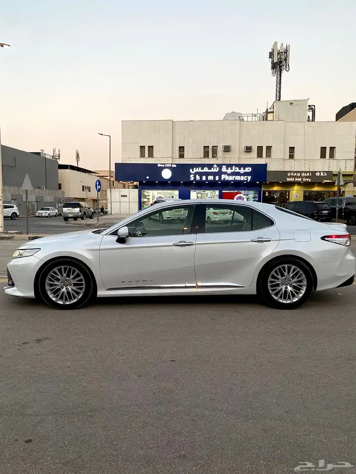 كامري 2019 فل كامل للبيع قراندي 1