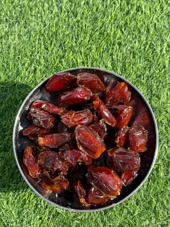 تمر فنخاء ملكية وتمور فاخرة أنتاج جديد 1