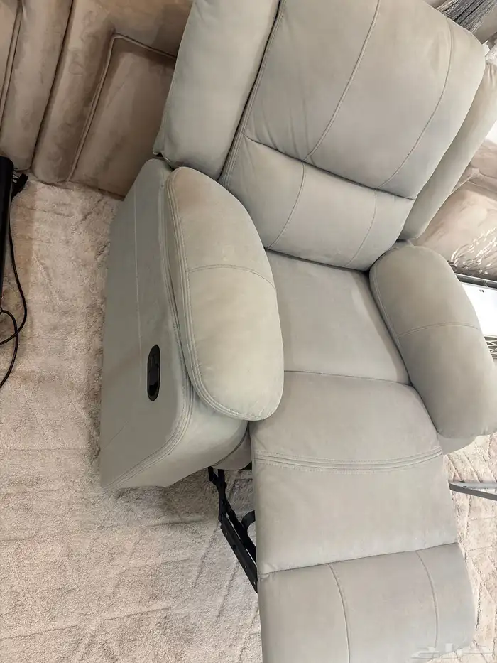 كرسي للبيع نظيف 1