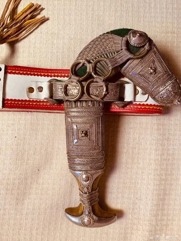 خنجر راس أم سيال شبيه الزراف قديمه 3