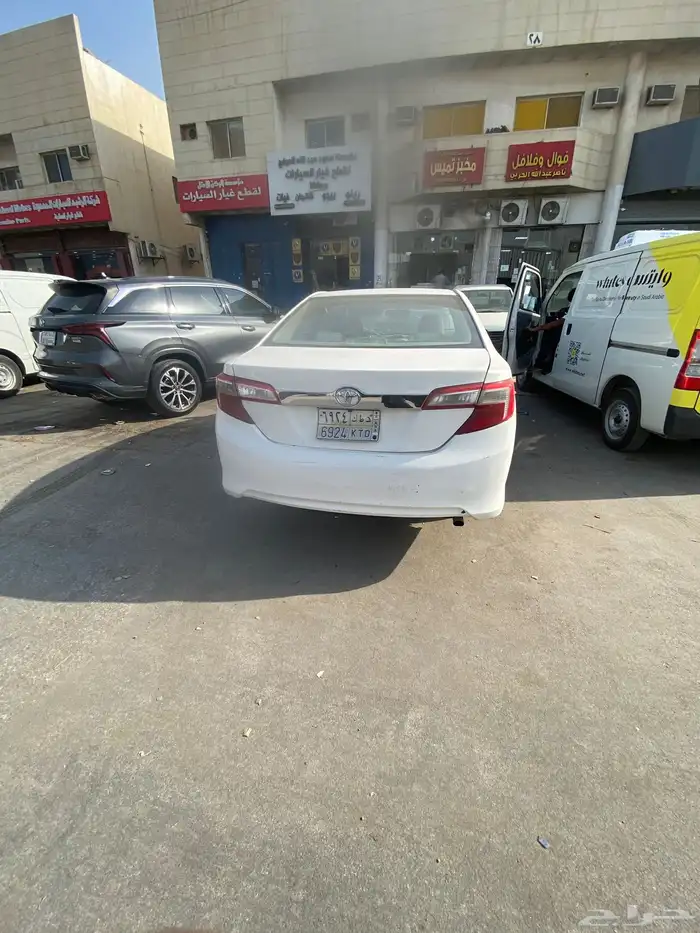 كامري 2013 بدي نضيف وكاله تم توضيب المكينه السياره مشالله 2
